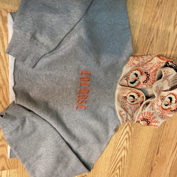Tna M grey crop hoodie - Picture 4 of 5